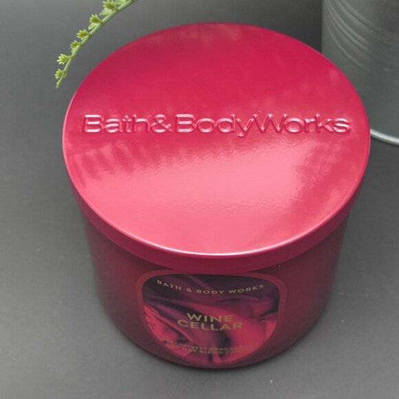 BBW Wine Cellar Bath & Body Works 3 Wick Candle - Picture 5 of 10